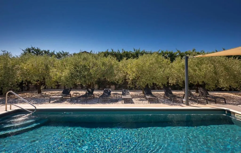 Modern Villa Zara With Pool In Visnjan Radossi
